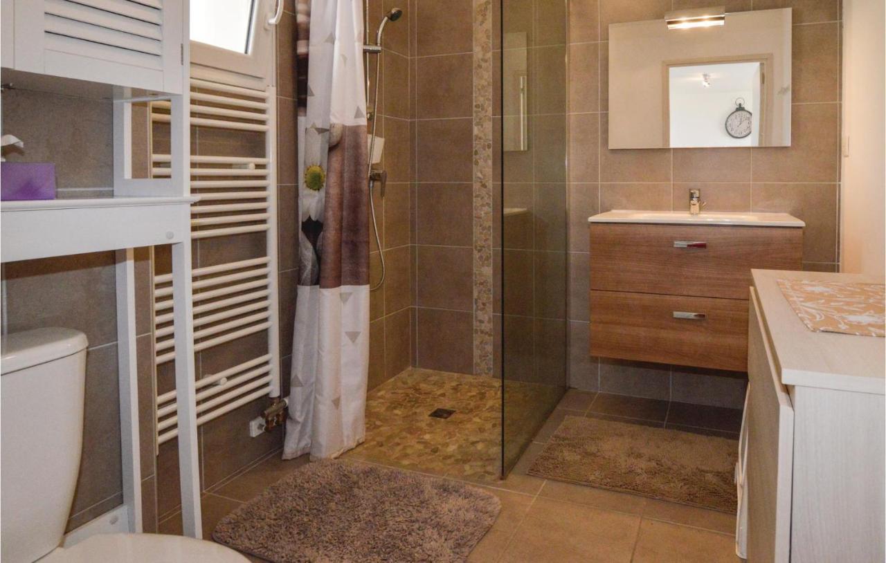 Stunning Apartment In Ajaccio With Wifi Esterno foto